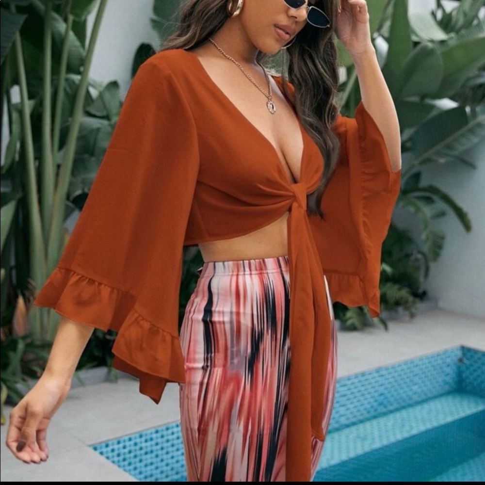 Tie front top